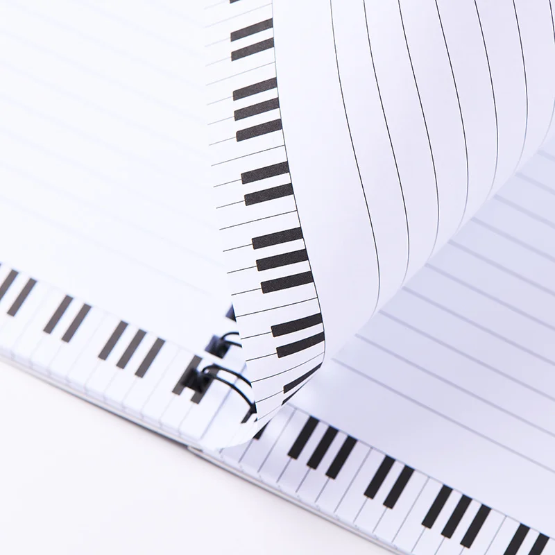 Cahier de musique à bobine, ca - Blank Sheet Music Notebook avis et prix